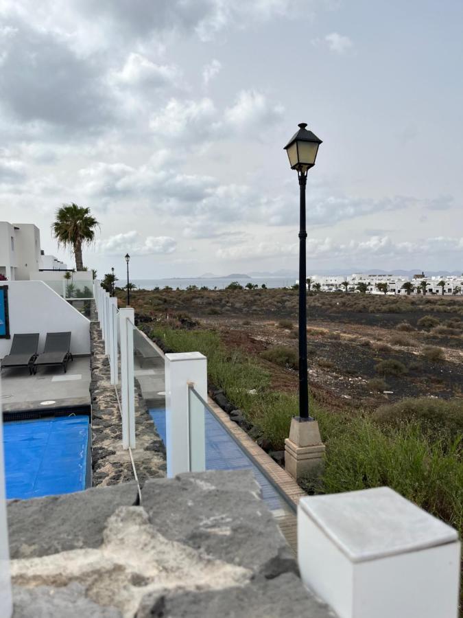 Villa Dompi Con Vistas Al Mar Y A Fuerteventura 普拉亚布兰卡 外观 照片